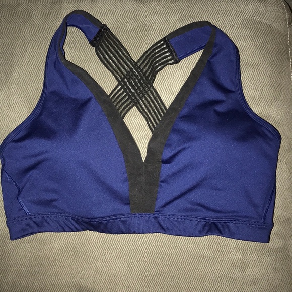 Victoria's Secret Other - FLASH SALE VICTORIA SECRET SPORTS BRA NWOT